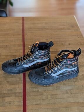 Vans Sk8-Hi MTE-1 Plaid Black High-Top Sneakers
